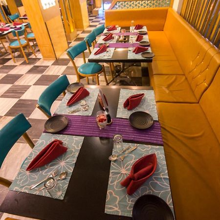 阿雅斯酒店 Palayankottai 外观 照片